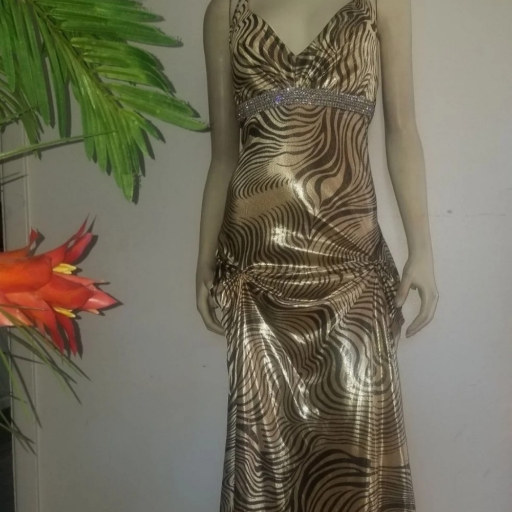 Aspeed USA Womens dress V neck backless